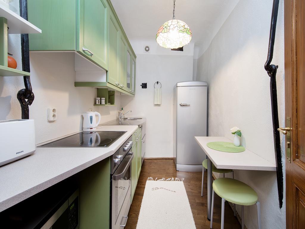 Calandra Apartment Talin Exterior foto